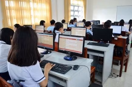 Hà Nội áp dụng sổ điểm điện tử từ năm học 2016-2017 (Ảnh: GD&TĐ) Hà Nội áp dụng sổ điểm điện tử từ năm học 2016-2017 (Ảnh: GD&TĐ)