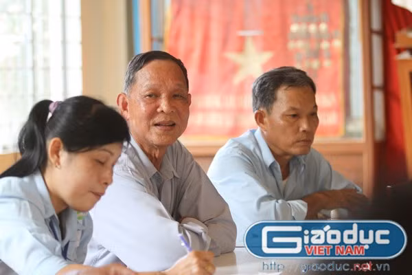 Tướng Thành: "Hồi còn làm việc, điều tôi lo nhất là phải sống và làm việc gương mẫu sao cho mọi người hiểu thật đúng về mình". Tướng Thành: "Hồi còn làm việc, điều tôi lo nhất là phải sống và làm việc gương mẫu sao cho mọi người hiểu thật đúng về mình".
