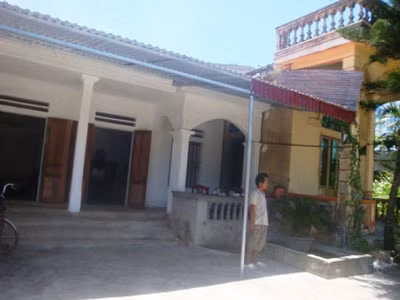 Căn nhà nơi cụ Chênh sống cùng gia đình con trai cả.