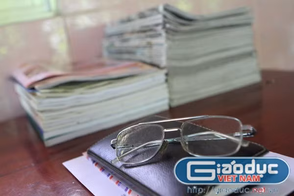 Trong sinh hoạt đời thường, vị tướng đã từng "đập tan" tập đoàn tội ác Năm Cam thừa nhận, ông may may mắn có được “hậu phương” vững chắc. Trong sinh hoạt đời thường, vị tướng đã từng "đập tan" tập đoàn tội ác Năm Cam thừa nhận, ông may may mắn có được “hậu phương” vững chắc.