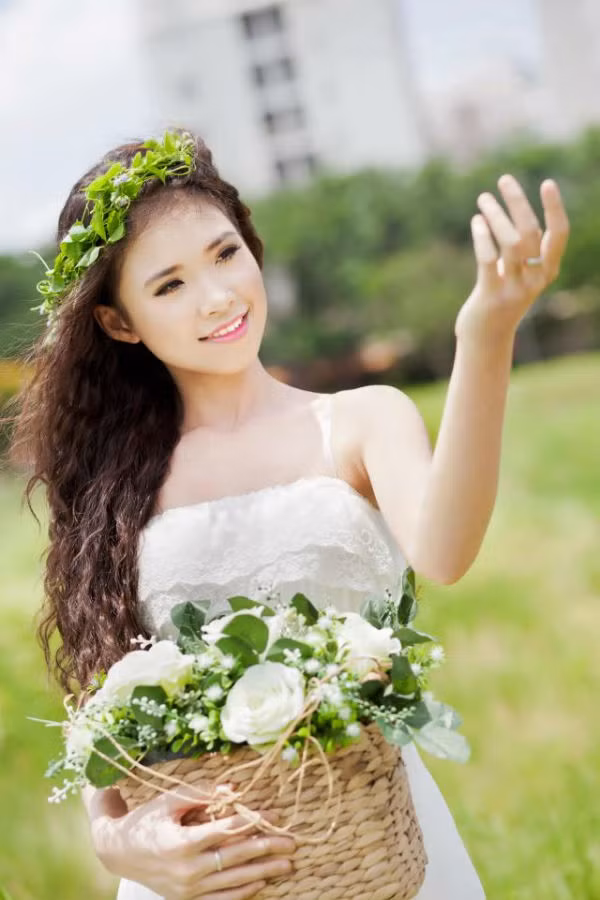 Khởi My đang đi những bước đầu tiên vững vàng trên con đường trở thành 1 ca sỹ đầy tài năng