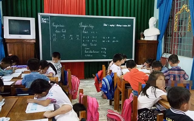 Nhiều trường THCS ở Quảng Bình ngưng áp dụng mô hình VNEN (Ảnh: Thủy Phan) Nhiều trường THCS ở Quảng Bình ngưng áp dụng mô hình VNEN (Ảnh: Thủy Phan)
