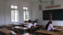 Học sinh bị nợ hàng trăm tiết học dù mới học được 2 tháng ảnh 4