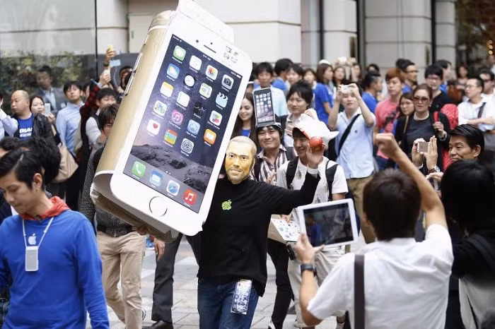 iPhone luôn là siêu phẩm được nhiều tín đồ công nghệ mong đợi (Ảnh minh họa: Reuters).
