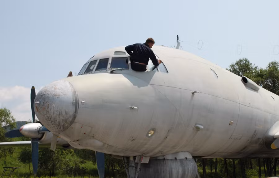 Máy bay tuần tra, chống tàu ngầm Il-38. Máy bay tuần tra, chống tàu ngầm Il-38.