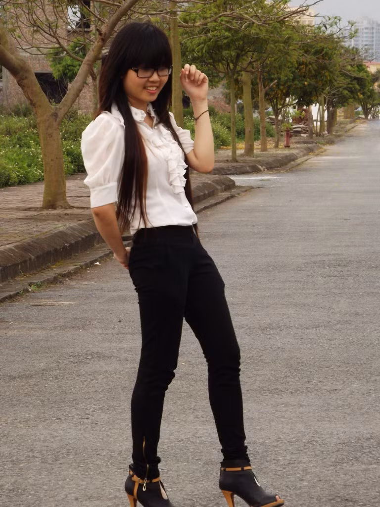 Quỳnh không thích con gái quá hiền hay khóc.