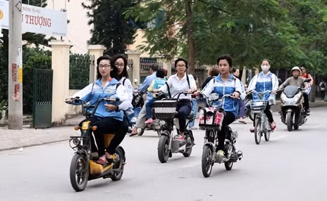 Quản lý chặt xe đạp, xe máy điện, đảm bảo an toàn giao thông