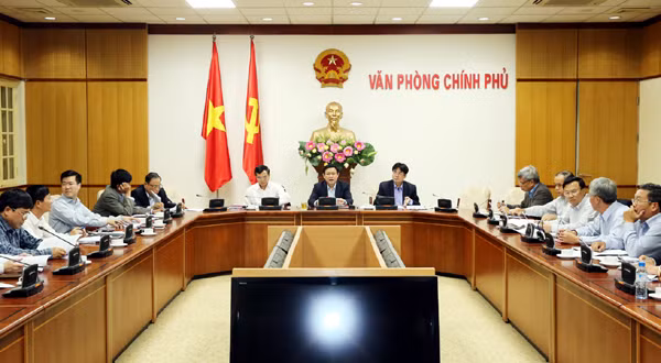 Phó Thủ tướng Vương Đình Huệ yêu cầu phấn đấu tới hết năm 2018 cơ bản xử lý xong các dự án, doanh nghiệp này. - Ảnh: VGP/Thành Chung Phó Thủ tướng Vương Đình Huệ yêu cầu phấn đấu tới hết năm 2018 cơ bản xử lý xong các dự án, doanh nghiệp này. - Ảnh: VGP/Thành Chung