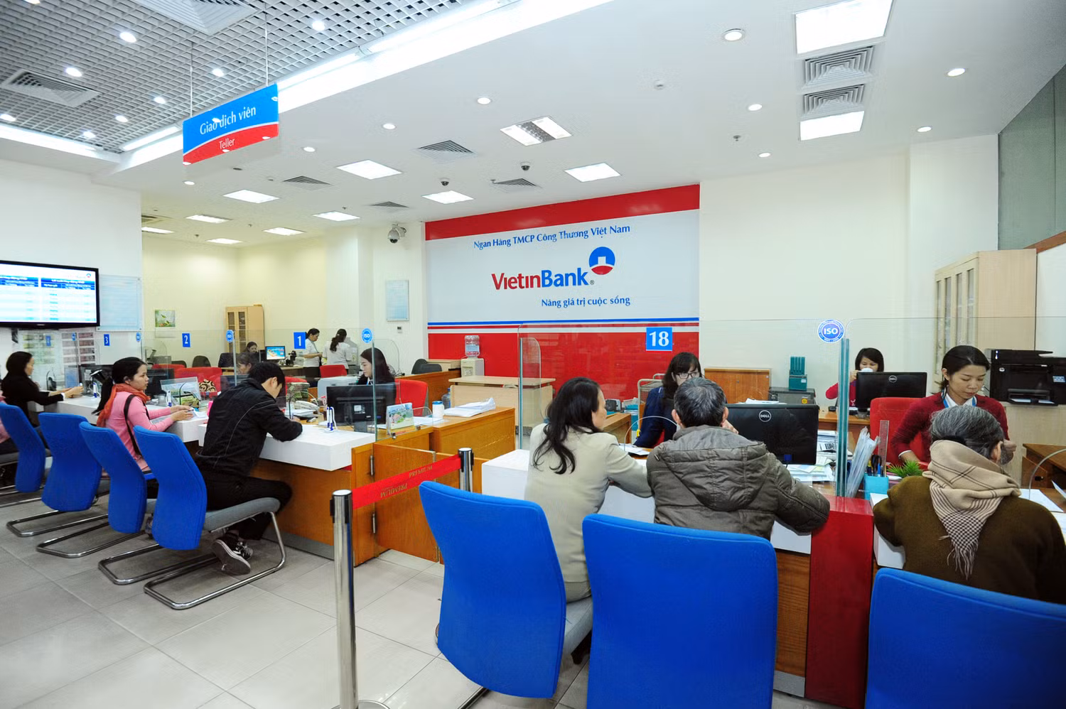 Trụ sở chính VietinBank tuyển dụng 62 chỉ tiêu quý III/2018 ảnh 3 Trụ sở chính VietinBank tuyển dụng 62 chỉ tiêu quý III/2018 ảnh 3