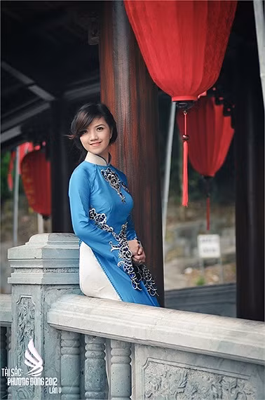 Nét đằm thắm của thiếu nữ trong tà áo dài. >>Những nữ sinh diện áo dài đẹp hơn vẻ xuân thì của Mai Phương Thúy (P26) >>Những nữ sinh diện áo dài đẹp hơn vẻ xuân thì của Mai Phương Thúy (P25) >>Midu đẹp tinh khôi giữa phố Sài Gòn >>Nữ sinh HV Báo chí và Tuyên truyền khoe nét thanh tân, quyến rũ Nét đằm thắm của thiếu nữ trong tà áo dài. >>Những nữ sinh diện áo dài đẹp hơn vẻ xuân thì của Mai Phương Thúy (P26) >>Những nữ sinh diện áo dài đẹp hơn vẻ xuân thì của Mai Phương Thúy (P25) >>Midu đẹp tinh khôi giữa phố Sài Gòn >>Nữ sinh HV Báo chí và Tuyên truyền khoe nét thanh tân, quyến rũ