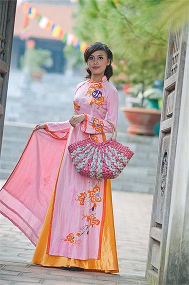 Áo dài làm nổi bật nét thanh tân của người thiếu nữ. >>Những nữ sinh diện áo dài đẹp hơn vẻ xuân thì của Mai Phương Thúy (P26) >>Những nữ sinh diện áo dài đẹp hơn vẻ xuân thì của Mai Phương Thúy (P25) >>Midu đẹp tinh khôi giữa phố Sài Gòn >>Nữ sinh HV Báo chí và Tuyên truyền khoe nét thanh tân, quyến rũ Áo dài làm nổi bật nét thanh tân của người thiếu nữ. >>Những nữ sinh diện áo dài đẹp hơn vẻ xuân thì của Mai Phương Thúy (P26) >>Những nữ sinh diện áo dài đẹp hơn vẻ xuân thì của Mai Phương Thúy (P25) >>Midu đẹp tinh khôi giữa phố Sài Gòn >>Nữ sinh HV Báo chí và Tuyên truyền khoe nét thanh tân, quyến rũ