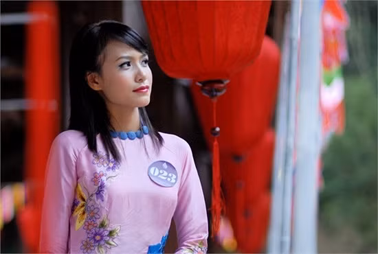 Sự tươi trẻ của nữ sinh Phương Đông. >>Những nữ sinh diện áo dài đẹp hơn vẻ xuân thì của Mai Phương Thúy (P26) >>Những nữ sinh diện áo dài đẹp hơn vẻ xuân thì của Mai Phương Thúy (P25) >>Midu đẹp tinh khôi giữa phố Sài Gòn >>Nữ sinh HV Báo chí và Tuyên truyền khoe nét thanh tân, quyến rũ Sự tươi trẻ của nữ sinh Phương Đông. >>Những nữ sinh diện áo dài đẹp hơn vẻ xuân thì của Mai Phương Thúy (P26) >>Những nữ sinh diện áo dài đẹp hơn vẻ xuân thì của Mai Phương Thúy (P25) >>Midu đẹp tinh khôi giữa phố Sài Gòn >>Nữ sinh HV Báo chí và Tuyên truyền khoe nét thanh tân, quyến rũ