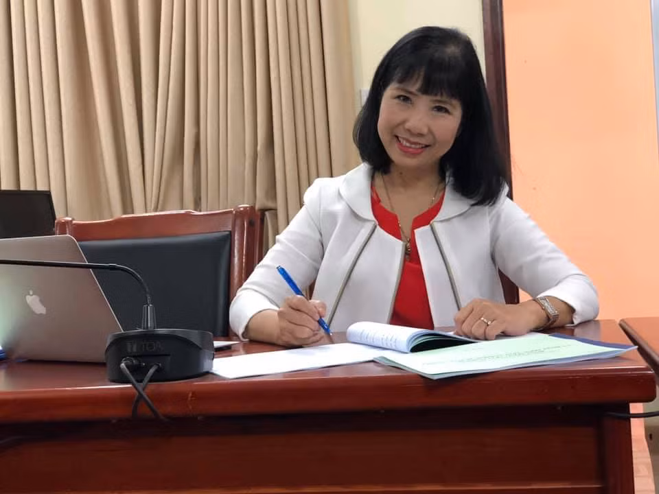 Phó Giáo sư Đinh Thị Kim Thoa. Ảnh: NVCC
