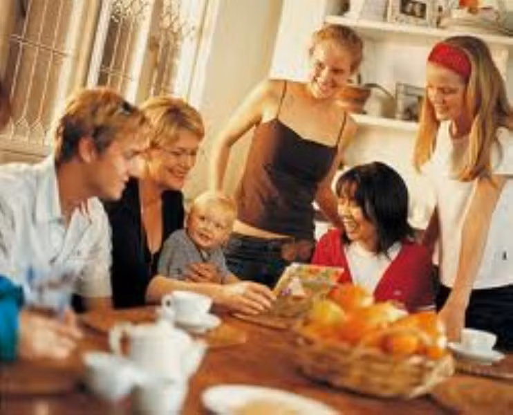 Hòa nhập với cuộc sống mới khi du học cùng gia đình người bản địa (ảnh minh họa - nguồn internet)
