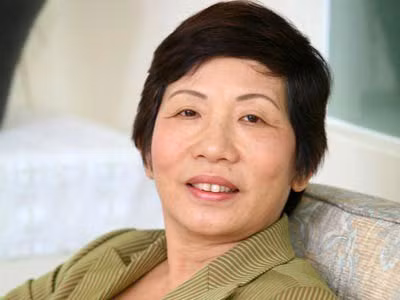 Nụ cười thường trực trên môi