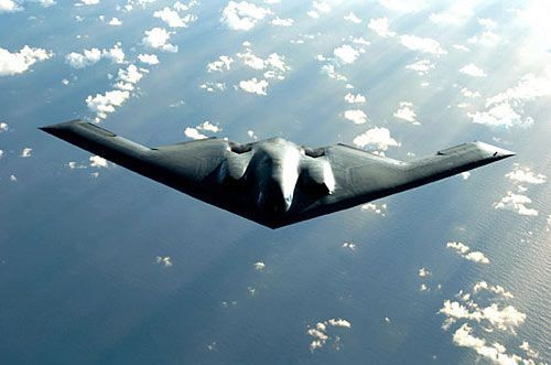 Máy bay ném bom tàng hình B-2 Mỹ