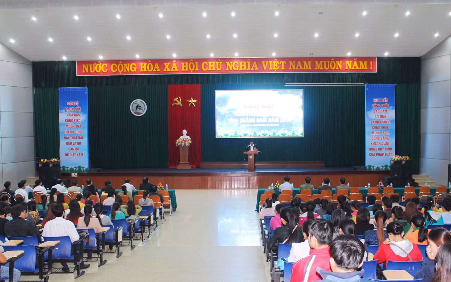  Dùng bằng “dỏm” để tham gia thi tuyển viên chức ngành giáo dục ảnh 2