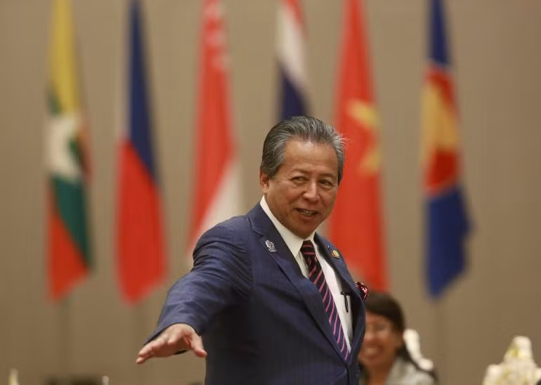 Ngoại trưởng Malaysia Anifah Aman. Ngoại trưởng Malaysia Anifah Aman.