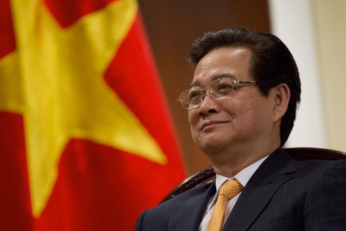 Việc Thời báo Hoàn Cầu công kích bôi nhọ Thủ tướng Nguyễn Tấn Dũng là nhằm âm mưu đen tối chia rẽ nội bộ Việt Nam để dễ bề thực hiện tham vọng bành trướng lãnh thổ. Tờ báo này có lẽ đã "giật thót" khi nghe khẳng định của Thủ tướng: Quyết không đánh đổi chủ quyền lãnh thổ lấy một thứ hữu nghị viển vông nào đó, và Hoàn Cầu tìm cách bôi nhọ. Ảnh: Bloomberg.