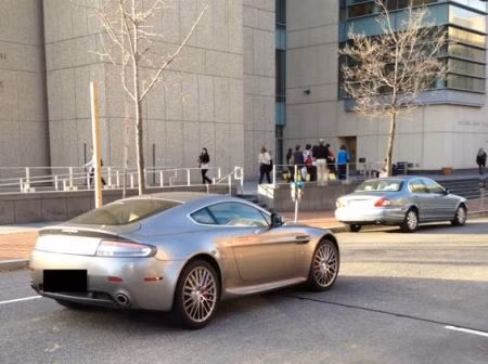 Aston Martin Vantage Aston Martin Vantage