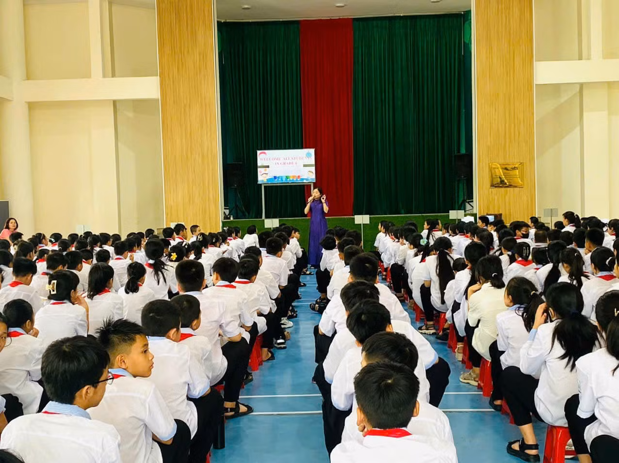 học sinh trường THCS Lê Bình tham gia sinh hoạt chuyên đề.jpg