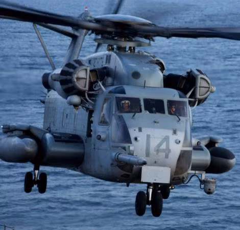 Trực thăng vận tải hạng nặng CH-53 Super Stallion.
