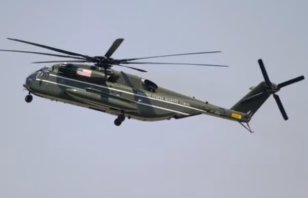 Chủ yếu số phi cơ lên thẳng CH-5 Super Stallion này được biên chế cho Hạm đội Thái Bình Dương và Hạm đội Đại Tây Dương của Hải quân Mỹ.