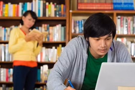 Học kết hợp tập trung vào việc học viên tự thân học tập (Mời tham khảo thêm tại Học kết hợp tập trung vào việc học viên tự thân học tập (Mời tham khảo thêm tại