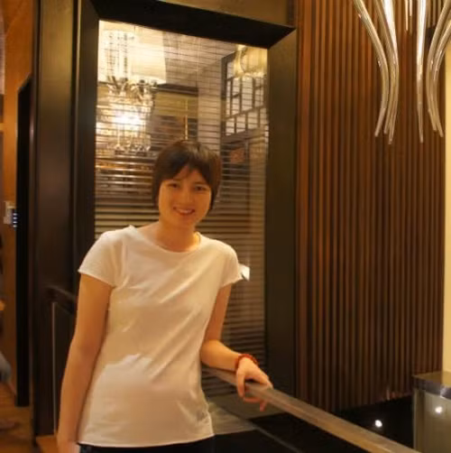 Thúy Vinh khá kín tiếng trong chuyện tình cảm, nhưng việc cô mang bầu và sắp tổ chức đám cưới đã phá tan hoài nghi về chuyện đồng tính nữ trước đây của Thúy Vinh. (Theo 2sao) Thúy Vinh khá kín tiếng trong chuyện tình cảm, nhưng việc cô mang bầu và sắp tổ chức đám cưới đã phá tan hoài nghi về chuyện đồng tính nữ trước đây của Thúy Vinh. (Theo 2sao)