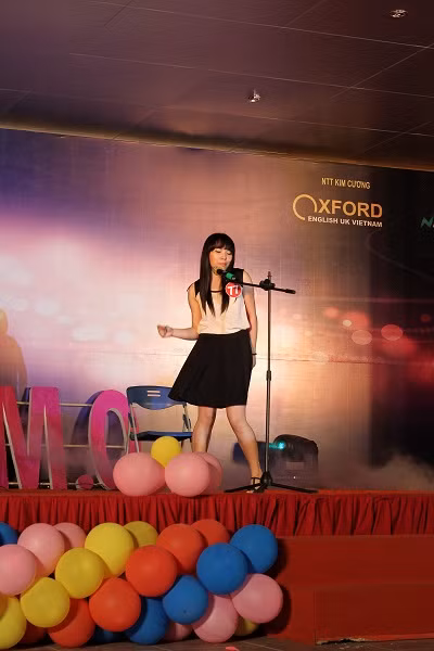 Hoàng Hà Lan Anh - Rihanna của trường THPT M.V Lômônôxốp