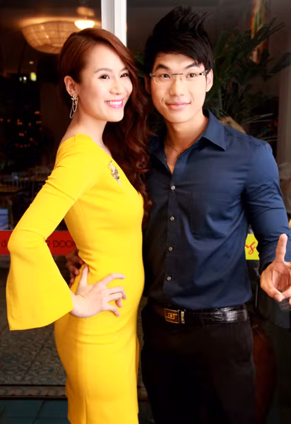 Trong làng Showbiz, Thái Hà và Nam Thành khá thân thiết với nhau khiến nhiều người còn tưởng họ là một cặp. Mới đây, Nam Thành đã cất công ra tận Hà Nội dự tiệc sinh nhật của Thái Hà. Trong làng Showbiz, Thái Hà và Nam Thành khá thân thiết với nhau khiến nhiều người còn tưởng họ là một cặp. Mới đây, Nam Thành đã cất công ra tận Hà Nội dự tiệc sinh nhật của Thái Hà.