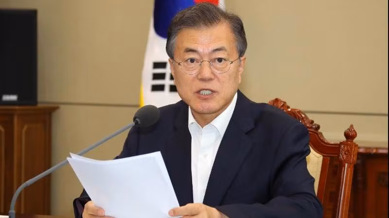 Tổng thống Hàn Quốc Moon Jae-in có lẽ đã rất kinh ngạc và tiếc nuối. Ảnh: TeleTrader Software GmbH. Tổng thống Hàn Quốc Moon Jae-in có lẽ đã rất kinh ngạc và tiếc nuối. Ảnh: TeleTrader Software GmbH.