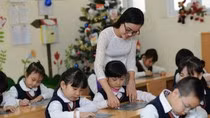Làm thế nào để trở thành giáo viên dạy giỏi? Ảnh minh hoạ: VOV