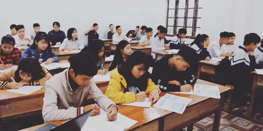 Học sinh học văn hóa tại Trung tâm Giáo dục nghề nghiệp - Giáo dục thường xuyên Đức Thọ Học sinh học văn hóa tại Trung tâm Giáo dục nghề nghiệp - Giáo dục thường xuyên Đức Thọ