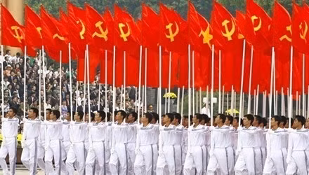 Kính chiếu yêu và gậy như ý