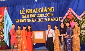 Cô giáo 16 năm truyền cảm hứng môn Văn cho học trò ảnh 2