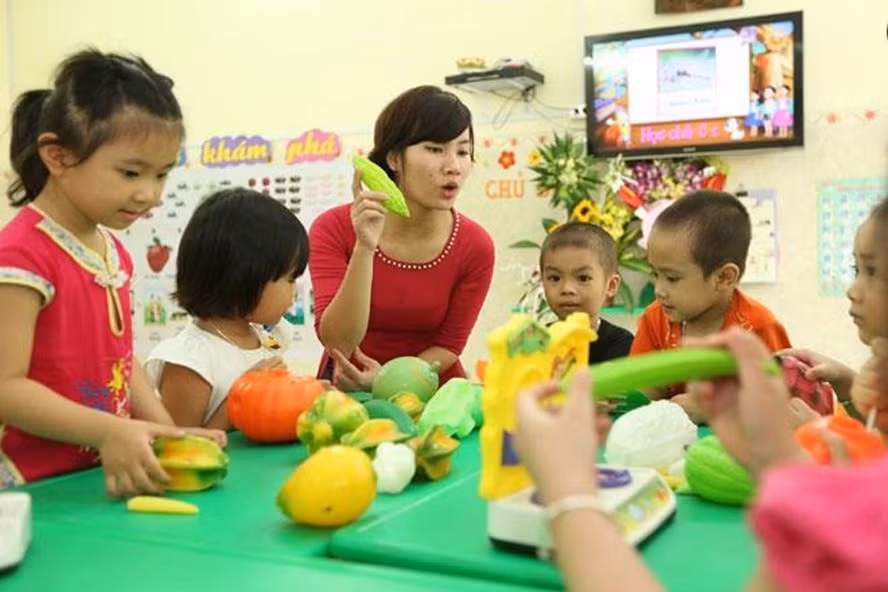 Giáo viên nghỉ dạy vì việc riêng sẽ bị trừ lương? Ảnh minh họa: Laodong.vn Giáo viên nghỉ dạy vì việc riêng sẽ bị trừ lương? Ảnh minh họa: Laodong.vn