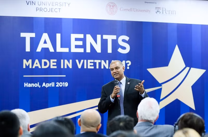 Giáo sư Verma tin tưởng VinUni sẽ là nơi đào tạo nhân tài “Made in Viet Nam”
