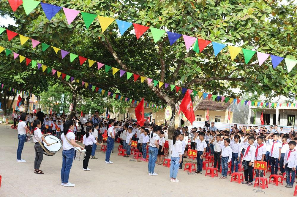 Quang cảnh Lễ chào cờ