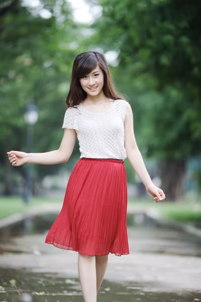 <<HOA KHÔI CÁC TRƯỜNG ĐẠI HỌC <<NGÔI SAO HỌC ĐƯỜNG <<NGỠ NGÀNG TRƯỚC VẺ QUYẾN RŨ CỦA HOTGIRL MIỀN TÂY