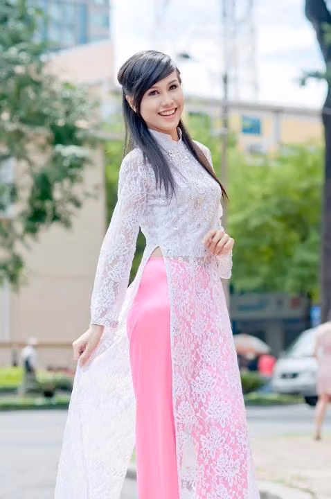<<HOA KHÔI CÁC TRƯỜNG ĐẠI HỌC <<NGÔI SAO HỌC ĐƯỜNG <<HOA KHÔI CÁC TRƯỜNG ĐẠI HỌC <<NGÔI SAO HỌC ĐƯỜNG