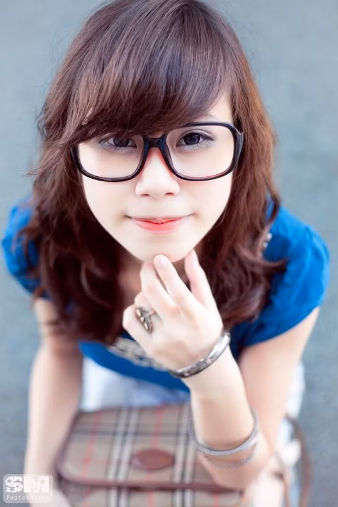 Không những xinh đẹp Mai Cơ còn có thành tích học tập khá tốt, đạt giải nhì học sinh giỏi toàn thành phố năm 2010 -2011, ngoài ra Mai Cơ còn là cây văn nghệ tài năng của trường. Ước mơ của cô bạn là trở thành MC hoặc một biên tập viên. <<HOA KHÔI CÁC TRƯỜNG ĐẠI HỌC <<NGÔI SAO HỌC ĐƯỜNG Không những xinh đẹp Mai Cơ còn có thành tích học tập khá tốt, đạt giải nhì học sinh giỏi toàn thành phố năm 2010 -2011, ngoài ra Mai Cơ còn là cây văn nghệ tài năng của trường. Ước mơ của cô bạn là trở thành MC hoặc một biên tập viên. <<HOA KHÔI CÁC TRƯỜNG ĐẠI HỌC <<NGÔI SAO HỌC ĐƯỜNG