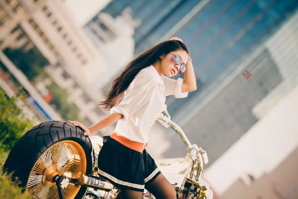 Đây là chiếc xe được mệnh danh là con ngựa sắt có một không hai, khiến ai nhìn thấy cũng đều bị cuốn theo bởi vẻ "chất" của nó và đặc biệt khi "cưỡi" lên con xe này sẽ tạo nên một đẳng cấp khác biệt