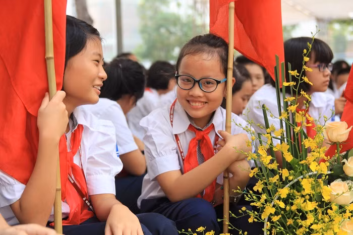 Ảnh: Không khí đón mừng năm học mới ở một số trường tại Hà Nội ảnh 6 Ảnh: Không khí đón mừng năm học mới ở một số trường tại Hà Nội ảnh 6