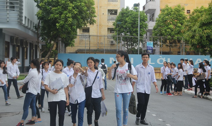 Bộ Giáo dục sắp công bố phương án thi-xét tuyển năm 2017 (Ảnh: Thùy Linh) Bộ Giáo dục sắp công bố phương án thi-xét tuyển năm 2017 (Ảnh: Thùy Linh)