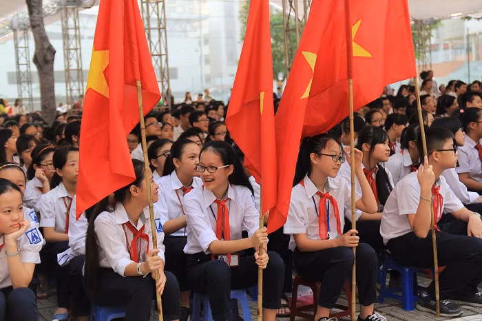 Học sinh Trường THPT chuyên Hà Nội - Amsterdam trong ngày lễ khai giảng năm học 2016-2017
