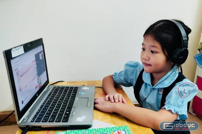 Nhiều trường học ở phía Nam đang triển dạy dạy trực tuyến từ nhiều tuần qua. (Ảnh minh họa: P.N) Nhiều trường học ở phía Nam đang triển dạy dạy trực tuyến từ nhiều tuần qua. (Ảnh minh họa: P.N)