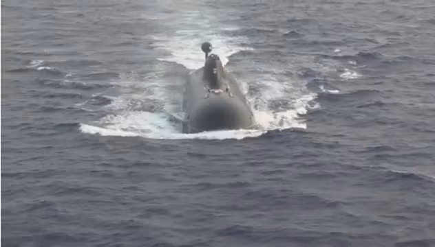 Có nguồn tin cho biết, Nga đồng ý cho Ấn Độ thuê thêm 6 tàu ngầm hạt nhân lớp Akula. Có nguồn tin cho biết, Nga đồng ý cho Ấn Độ thuê thêm 6 tàu ngầm hạt nhân lớp Akula.