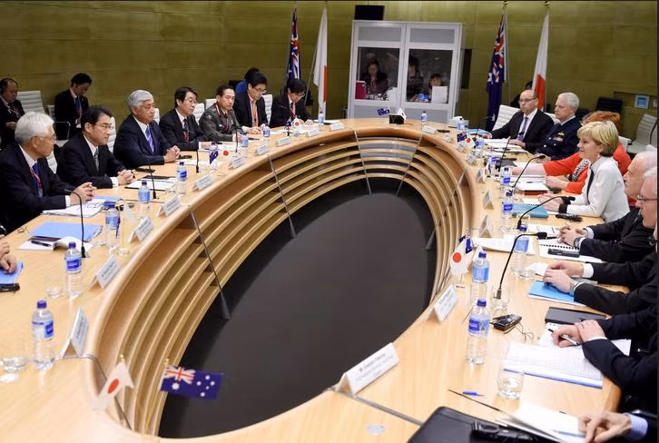 Ngày 22 tháng 11 năm 2015, Ngoại trưởng và Bộ trưởng Quốc phòng hai nước Nhật Bản-Australia tổ chức tham vấn "2 + 2".