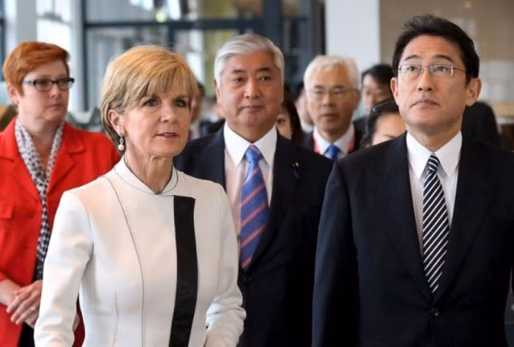 Ngày 22 tháng 11 năm 2015, Ngoại trưởng và Bộ trưởng Quốc phòng hai nước Nhật Bản-Australia tổ chức tham vấn "2 + 2".